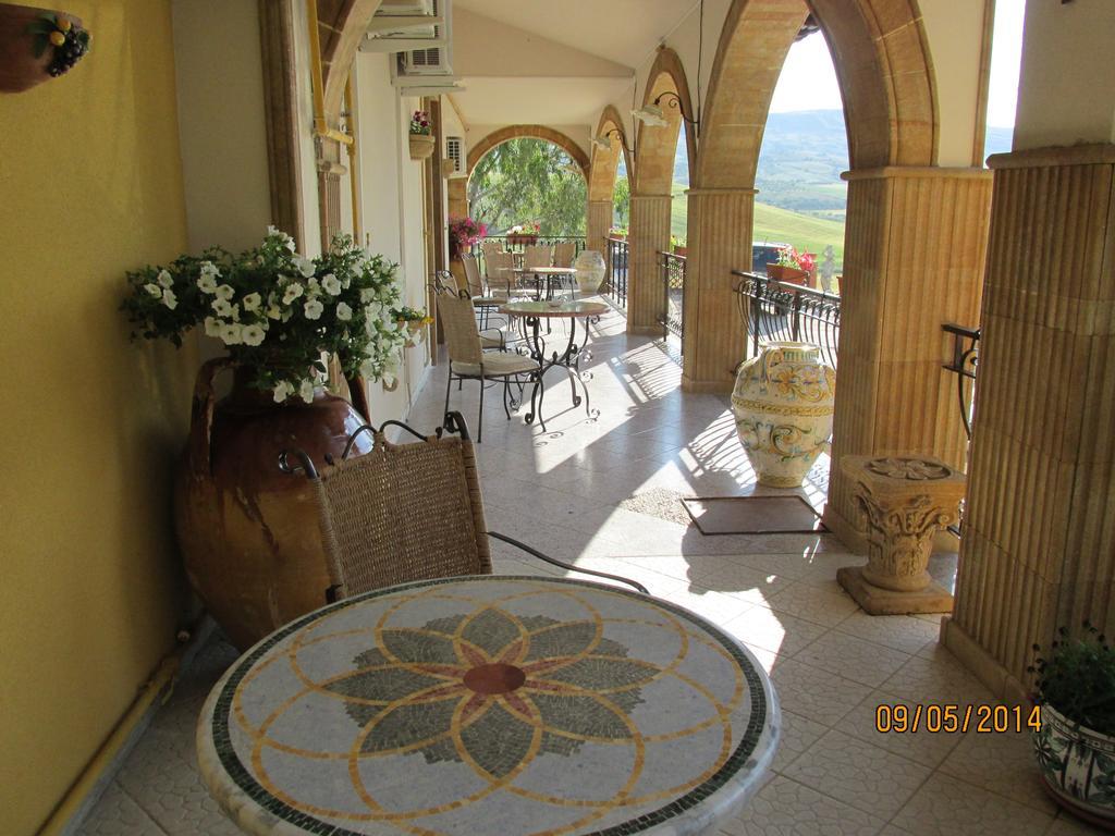 Agriturismo Reggia Saracena 阿格里真托 外观 照片